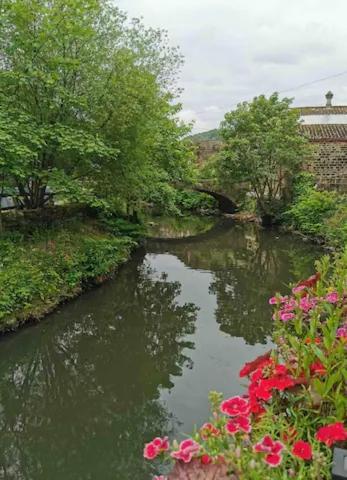 Beautiful Riverside Home, Hebden Bridge, Woodland Views, Sleeps 2 - 9 Ngoại thất bức ảnh