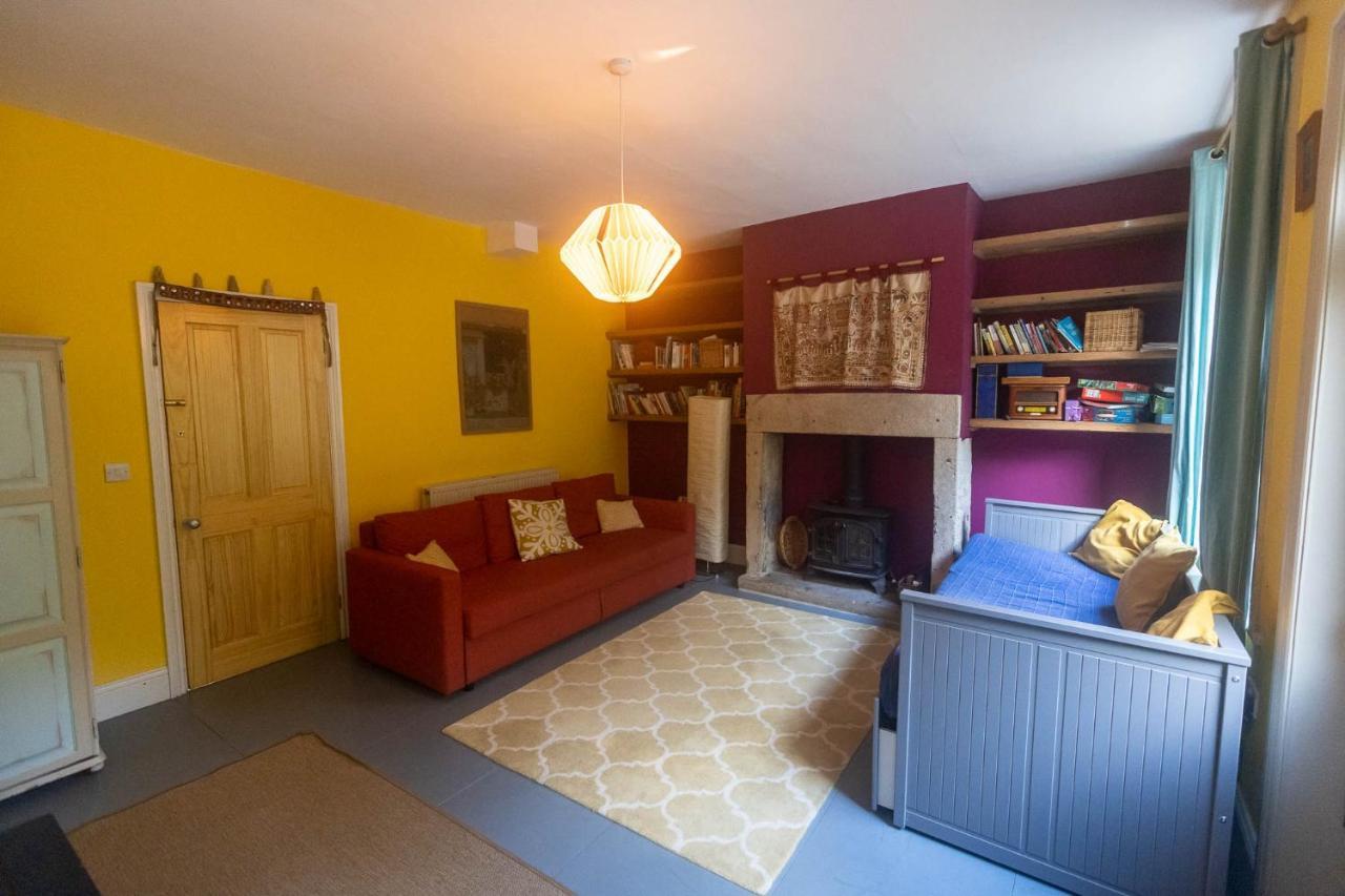 Beautiful Riverside Home, Hebden Bridge, Woodland Views, Sleeps 2 - 9 Ngoại thất bức ảnh