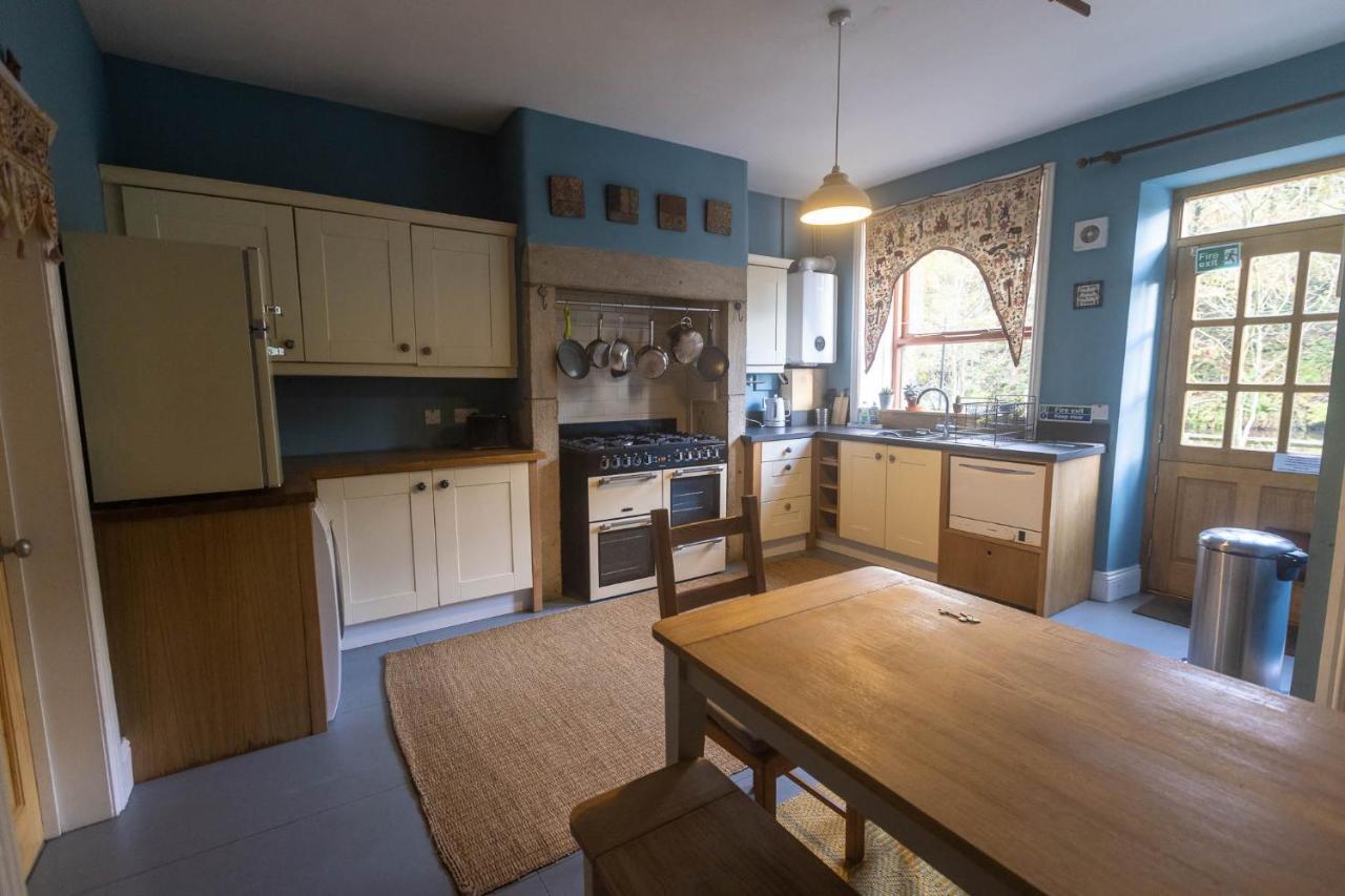 Beautiful Riverside Home, Hebden Bridge, Woodland Views, Sleeps 2 - 9 Ngoại thất bức ảnh