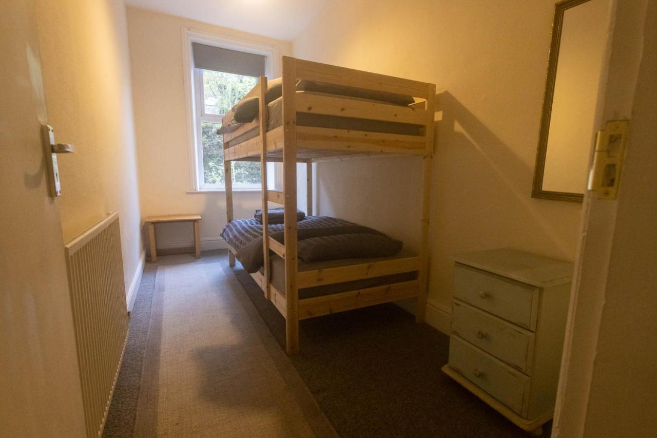 Beautiful Riverside Home, Hebden Bridge, Woodland Views, Sleeps 2 - 9 Ngoại thất bức ảnh