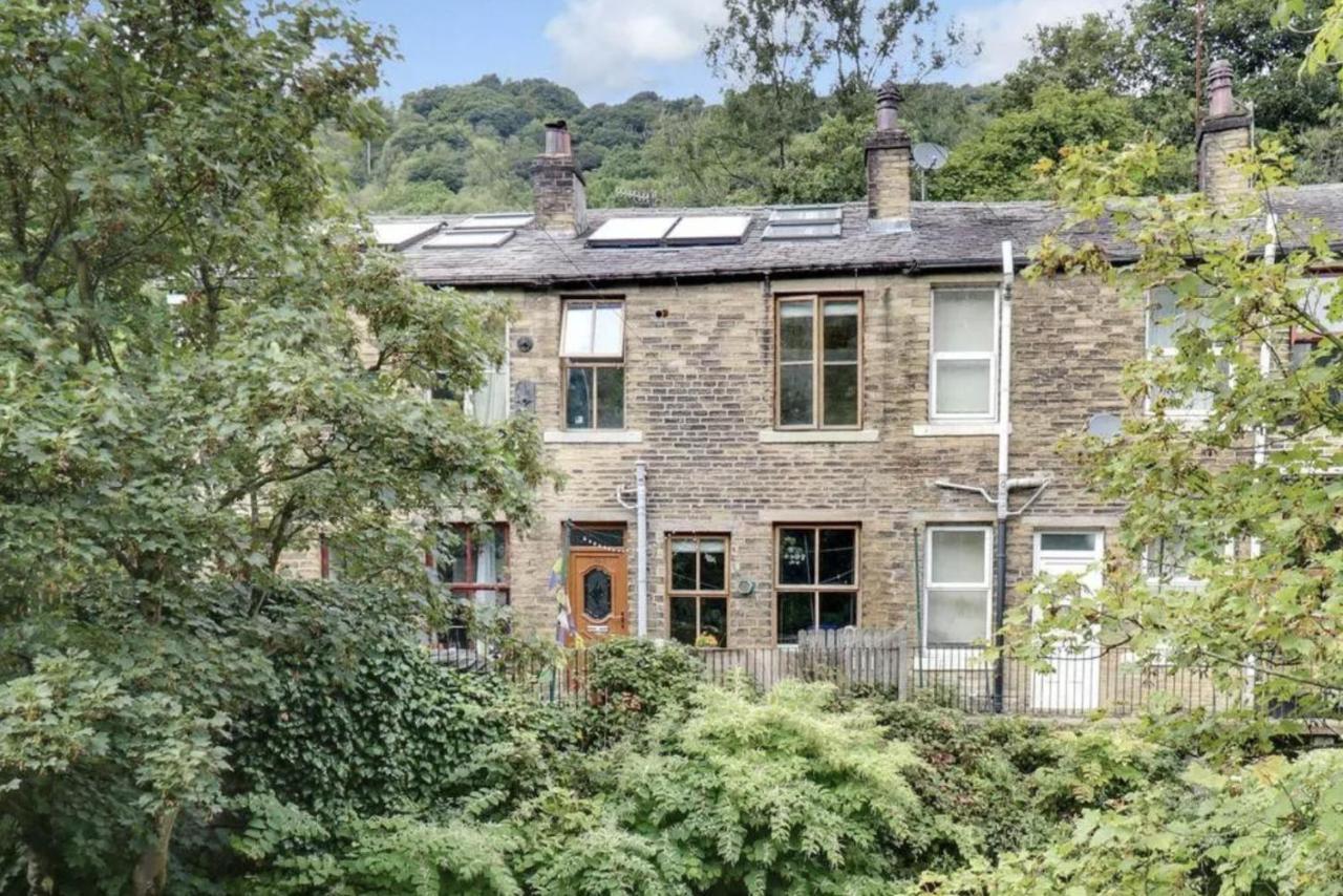 Beautiful Riverside Home, Hebden Bridge, Woodland Views, Sleeps 2 - 9 Ngoại thất bức ảnh